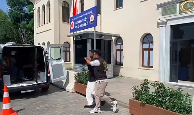 15 Temmuz Şehitler Köprüsü üzerinde zikzak çizerek trafiği tehlikeye düşüren sürücü gözaltına alındı