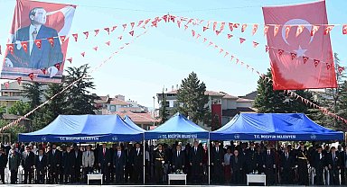 30 Ağustos Zafer Bayramı Bozüyük'te coşku ile kutlandı