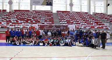 '7. Türkiye Voleybol Şampiyonası' sona erdi