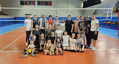 'Evinin Sultanları Projesi' kadınlara sporla buluşma fırsatı sunuyor