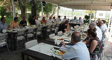 'Fikir Sofrası Buluşmaları' tüm hızıyla devam ediyor