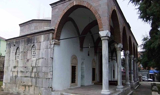 5 asırlık Tacettin İbrahim Paşa Camisi'nde restorasyon yarılandı