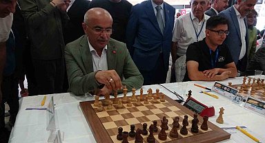 8. Uluslararası Altın Kayısı Satranç Turnuvası Malatya'da başladı