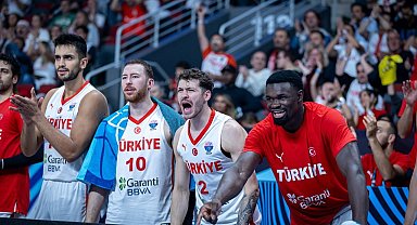 A Milli Erkek Basketbol Takımı'ndan 41 sayılık fark