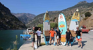Adana'da paddle board heyecanı: Sporcuların keşfettiği vadinin yeni cazibe merkezi olması hedefleniyor