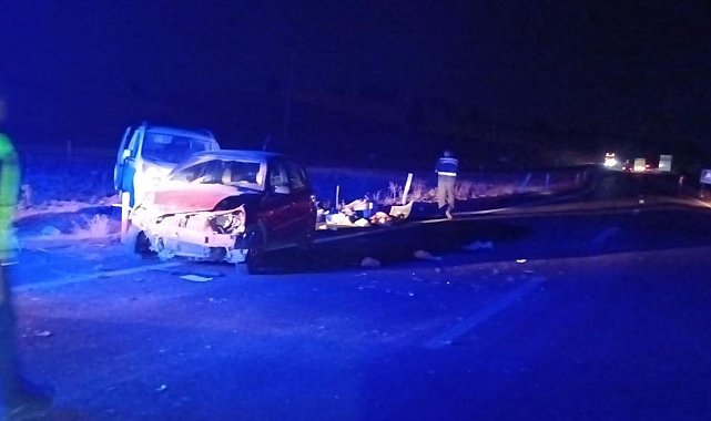 Adıyaman'da iki otomobil çarpıştı: 2 yaralı