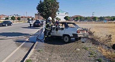 Ağaca çarpan otomobil yandı: 1 yaralı