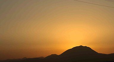 Ağrı'da gün batımı görsel şölen oluşturdu