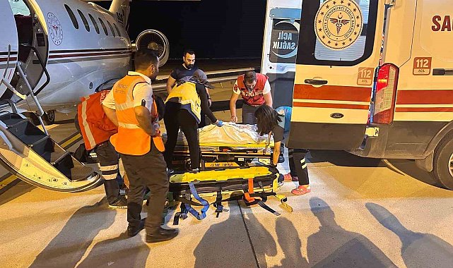 Ağrı'da kazada yaralanan çocuk ambulans uçakla Ankara'ya sevk edildi