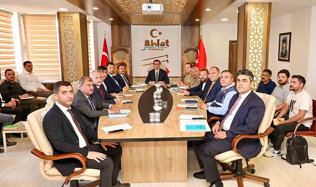 Ahlat'ta '1071 Ahlat-Malazgirt Etkinlikleri' toplantısı