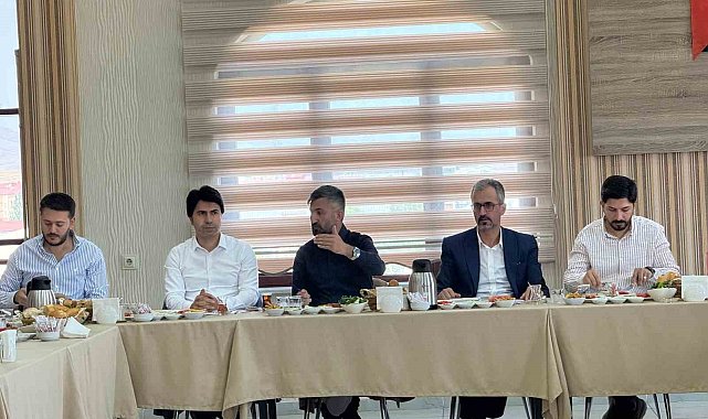 AK Parti Ağrı İl Başkanı İlhami Yıldız: "STK'larımızla istişare, ortak akılla güçlü yarınlara"
