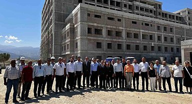 AK Parti'li Baybatur: "400 Yataklı Hastanemize İsmail Bilen Milletvekilimizin adı verilecek"