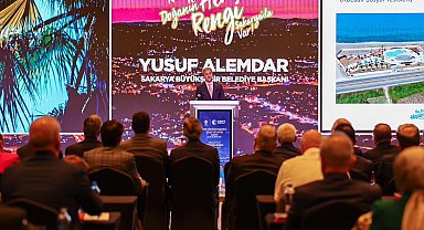 AK Parti'nin hizmet vizyonu Sakarya'da masaya yatırıldı