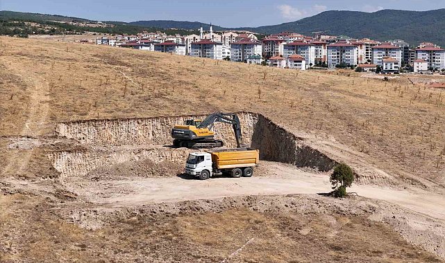 Akdağmadeni'nde TOKİ konutları inşaatı başladı