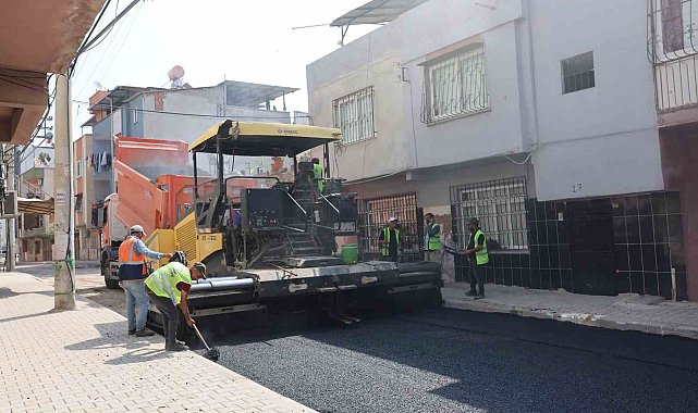 Akdeniz Belediyesi mahalle yollarını yeniliyor