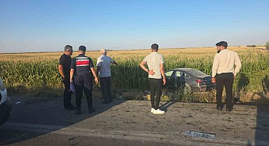 Aksaray'da kazada iki otomobil mısır tarlasına savruldu: 7 yaralı