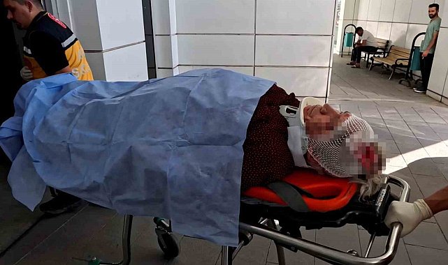 Aksaray'da otomobil kamyonetle çarpıştı: 1'i ağır 5 yaralı