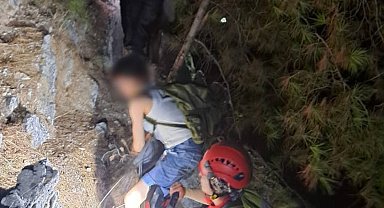 Alanya Kalesi'nde doğa fotoğrafı çekmek isterken mahsur kaldılar
