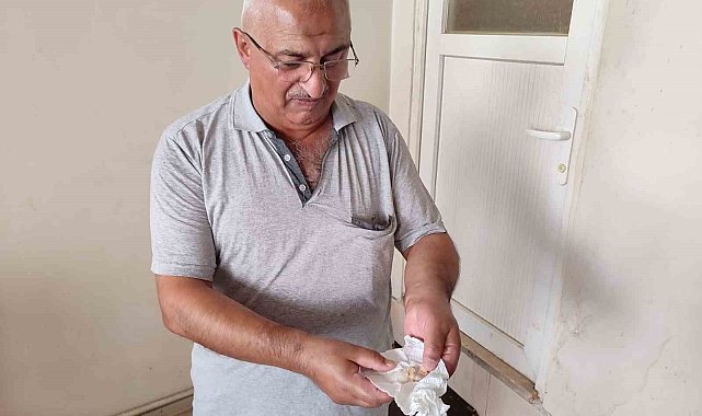 Aldığı ekmekten vida çıktığını iddia etti