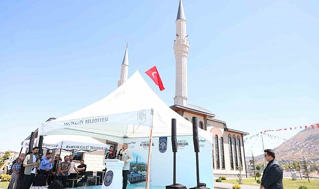 Ali Erkara Cami ibadete açıldı