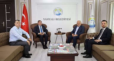 Ali İhsan Kabakcı'dan teşekkür plaketi