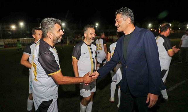 Aliağa 13 Eylül Masterler Futbol Turnuvası başladı