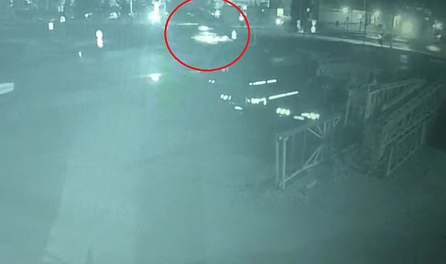 Alkollü sürücünün 2 kız kardeşi hayattan kopardığı kaza anı kamerada