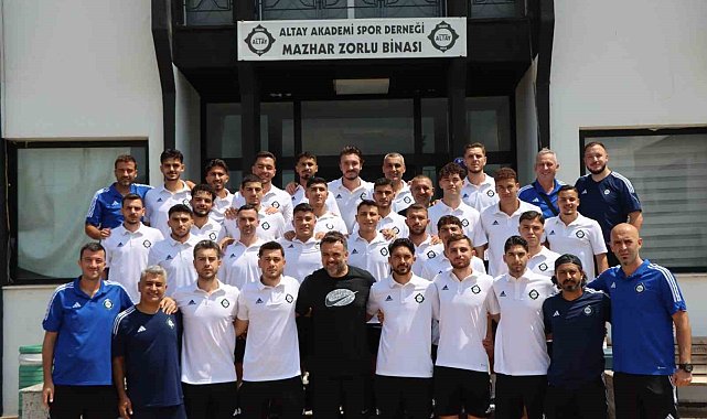 Altay'da sorunlar çözüldü takım kampa gitti