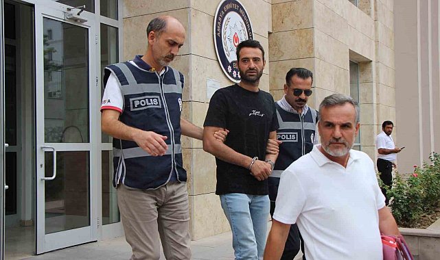 Amasya'da 19 yıl 11 ay hapis cezası ile aranan hükümlü, polise sokakta yakalandı
