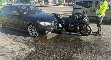 Ankara'da aynı noktada peş peşe trafik kazası meydana geldi