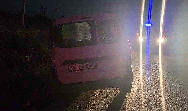 Ankara'da kontrolden çıkan araç takla attı: 3 yaralı