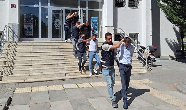 Ankara'da trafikte çıkan kavgada yaralanan gençten '10 kişiydiler' iddiası