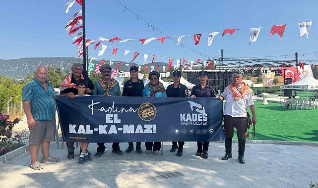 Antalya'da 'KADES' ve 'Kadına El Kalkamaz' etkinliğiyle bin vatandaşa bilgilendirme yapıldı