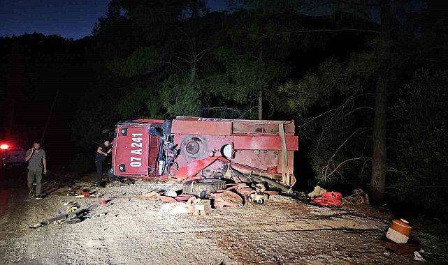 Antalya'da arazöz devrildi: 2 orman işçisi yaralı