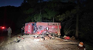 Antalya'da arazöz devrildi: 2 orman işçisi yaralı