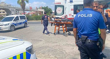 Antalya'da motosikletten düşen sürücü yaralandı