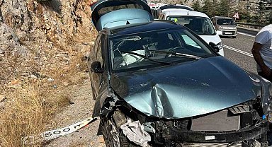 Antalya'da trafik kazası; 5 yaralı