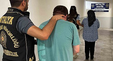Antalya'da vize ve tatil vaadiyle 651 bin liralık dolandırıcılık: 1 tutuklama