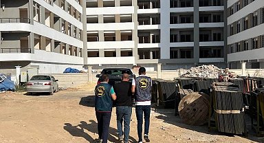 Aranan 2 şahıs Mersin'de yakalandı