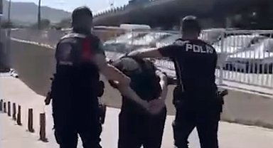 Aranan şahıs uyuşturucuyla yakalandı