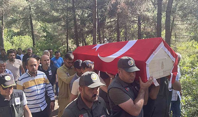 Arazöz kazasında hayatını kaybeden gönüllü Ali Tekerek toprağa verildi
