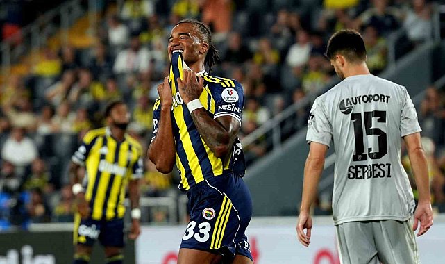 Archie Brown, Fenerbahçe'deki 2. golünü attı