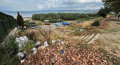 Arifiye Gölbaşı Park'ta çevre rezaleti: Piknik alanı çöplüğe döndü