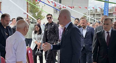 Arnavutköy'de Aile Sağlığı Merkezi açılışı İstanbul Valisi Davut Gül'ün katılımıyla gerçekleşti