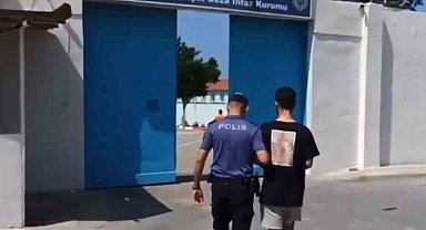 Arsuz'da 7 ay 15 gün hapis cezasıyla aranan şahıs yakalandı