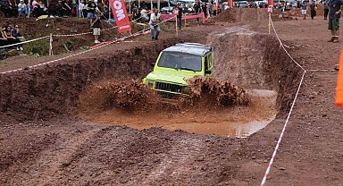 Artvin'in Kafkasör Yaylası'nda nefes kesen off-road heyecanı