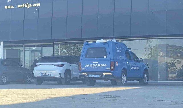Asansör boşluğuna düşen işçi ağır yaralandı