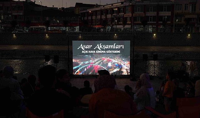 Asar akşamlarında ödüllü film gösterimi
