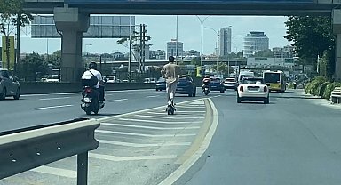 Ataşehir D-100 Karayolu'nda scooter ile tehlikeli yolculuk kamerada