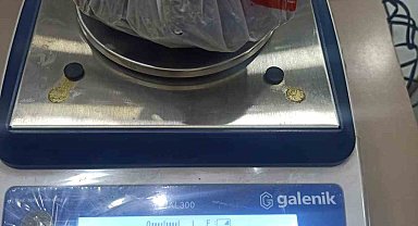 Attıkları poşetten uyuşturucu çıktı